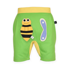Load image into Gallery viewer, 3D SET - Green short pants with 3D Toy