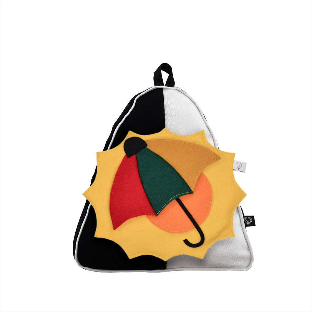 STORMY SET - Triangle Backpack with STORMY Toy