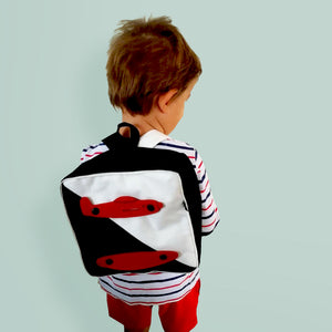 3D SET - Square Backpack with 3D TOY